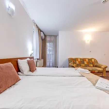 Hotel Elit 3*