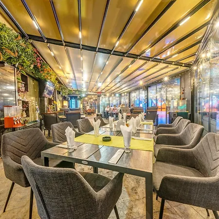 Elit 3* デヴィン